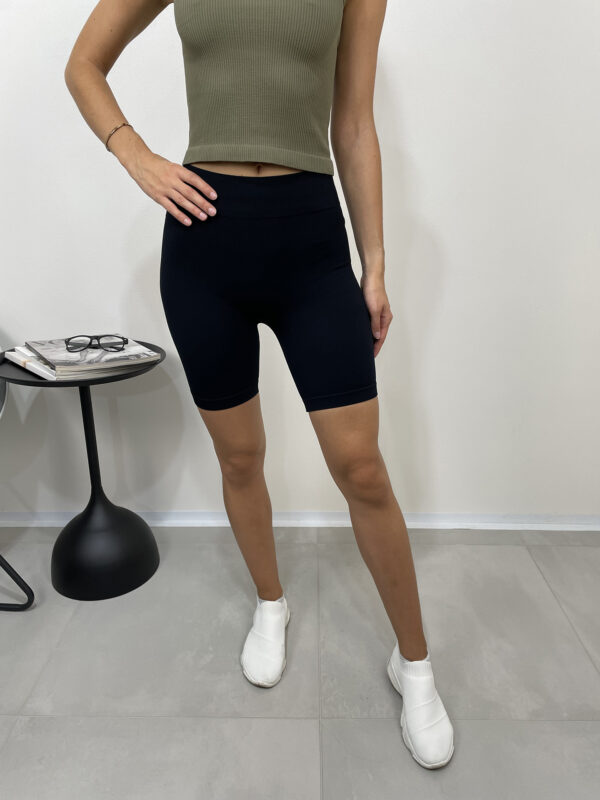 Černé stahovací biker shorts