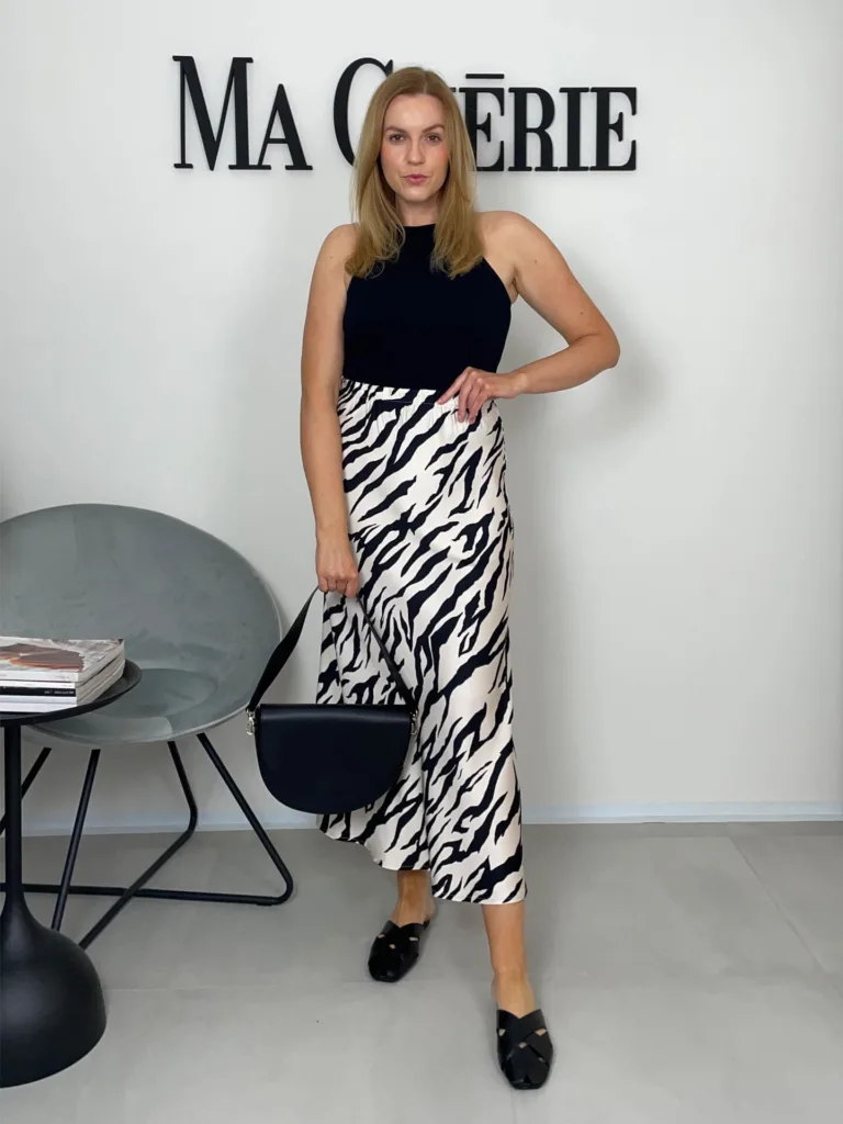 Dlouhá saténová sukně se zvířecím vzorem Novinky macherie.cz