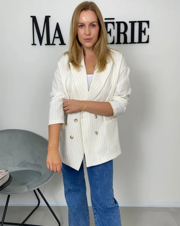 Krémové oversized sako s proužkem