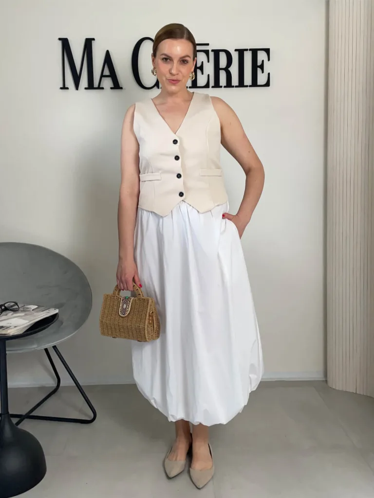 Dlouhá bílá balónová sukně s&nbsp;kapsami Novinky macherie.cz