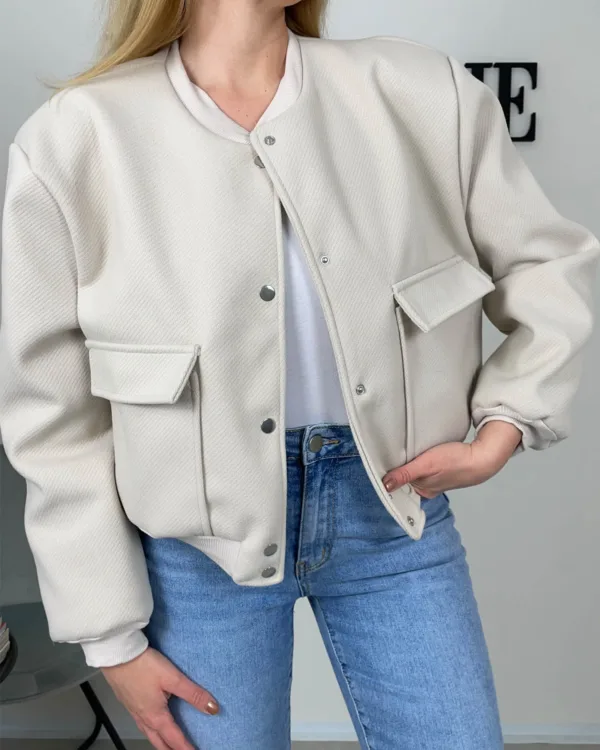 Krátký béžový oversized bomber - Obrázek 6