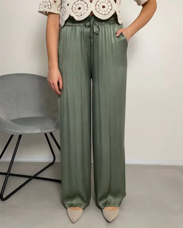 Široké lesklé kalhoty khaki
